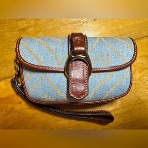 Dooney and Bourke Signature Vintage Wristlet